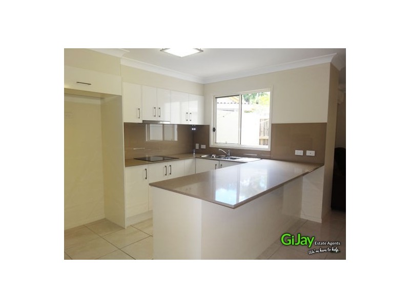 2/5 Clausen St, Mount Gravatt East QLD 4122