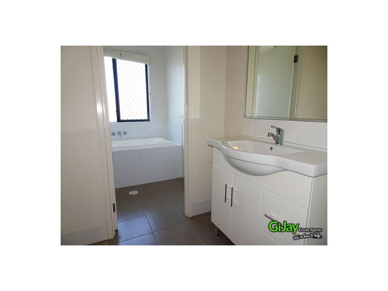 101 Kameruka St, Calamvale QLD 4116