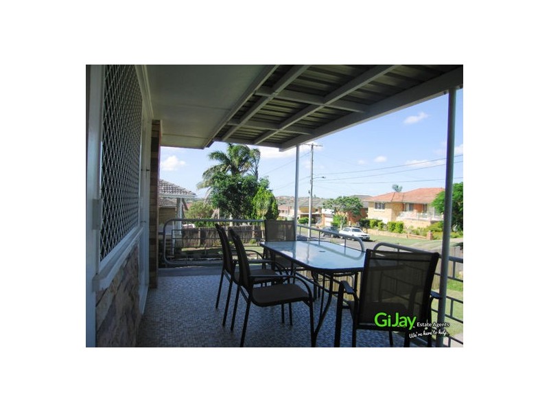 9 Taroom St, Wishart QLD 4122