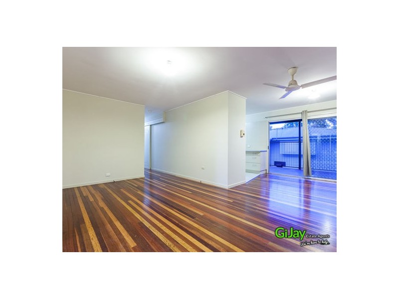 71 Troughton Rd, Sunnybank QLD 4109