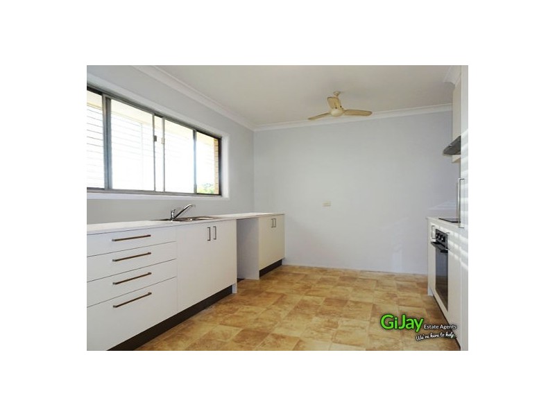 123 Ham Road, Mansfield QLD 4122