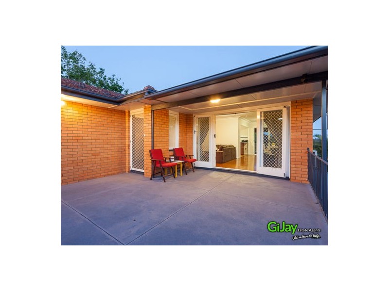 7 Cresthaven Dr, Mansfield QLD 4122