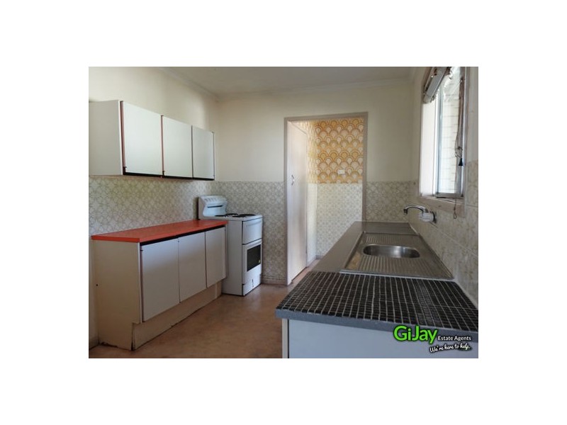 523 Mains Rd, Macgregor QLD 4109