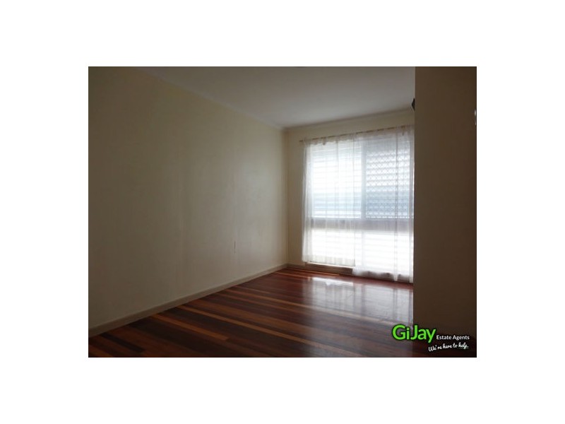 523 Mains Rd, Macgregor QLD 4109