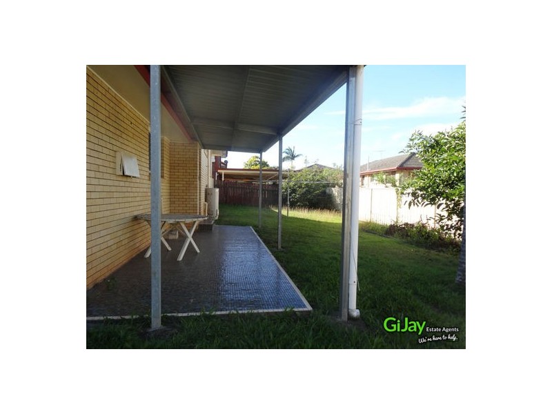 523 Mains Rd, Macgregor QLD 4109