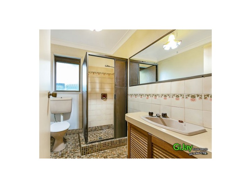 819A Cavendish Road, Holland Park QLD 4121