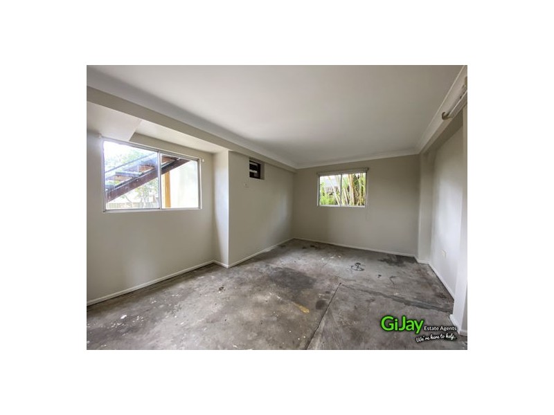 43 Alice St, Kingston QLD 4114