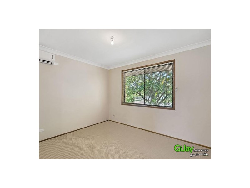 5 Ammons St, Browns Plains QLD 4118