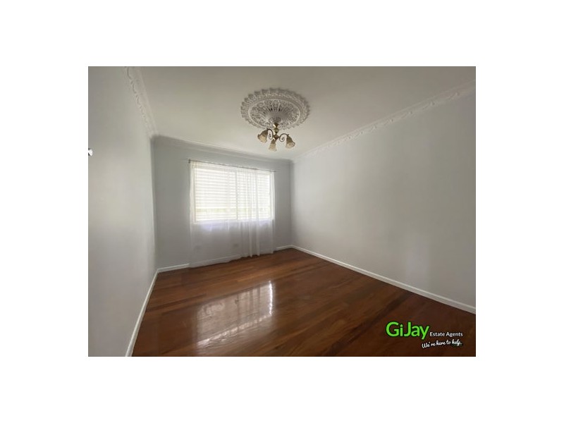 481 Warrigal Rd, Eight Mile Plains QLD 4113