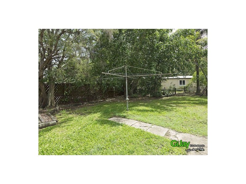 821 Cavendish Road, Holland Park QLD 4121