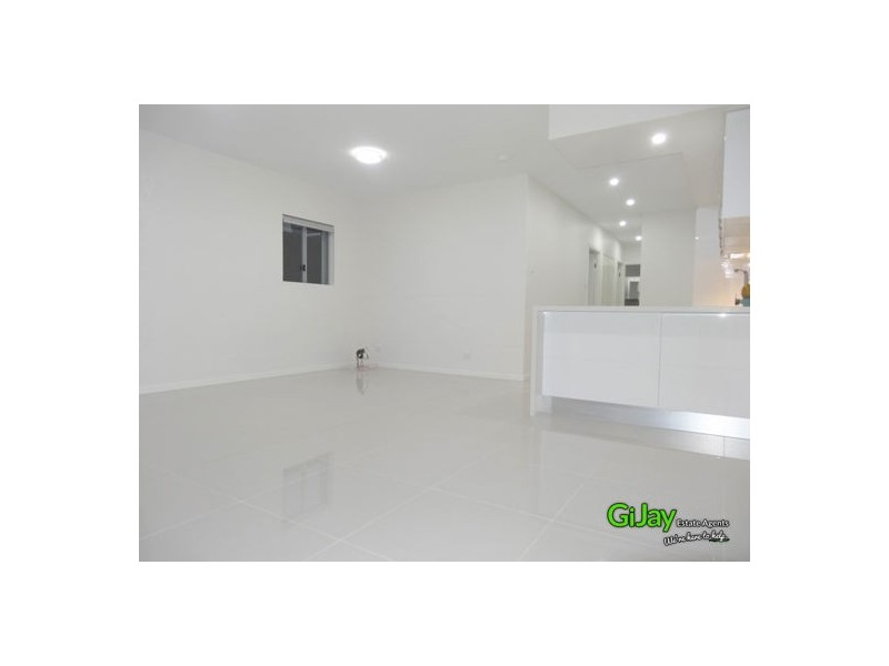 2/34 Clausen St, Mount Gravatt East QLD 4122