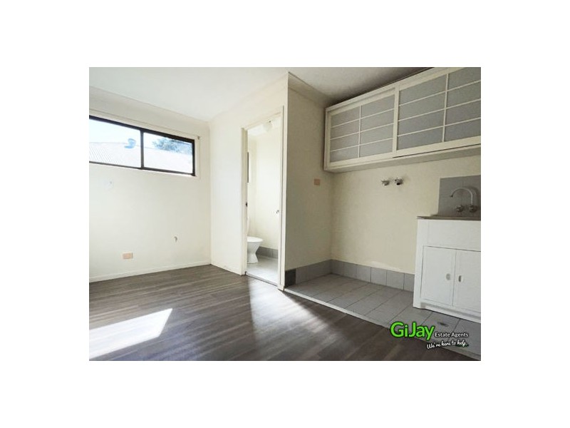 42 Keyes St, Loganlea QLD 4131