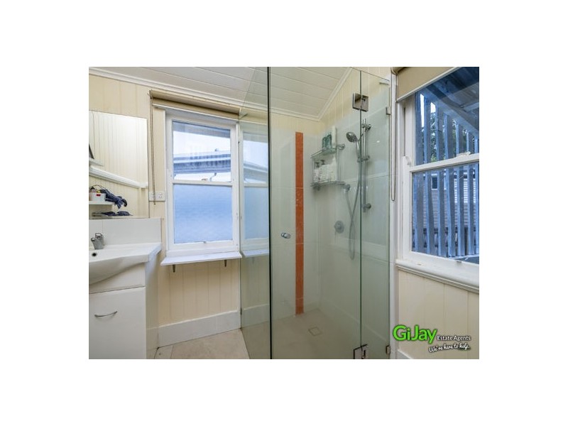 221 Juliette Street, Greenslopes QLD 4120