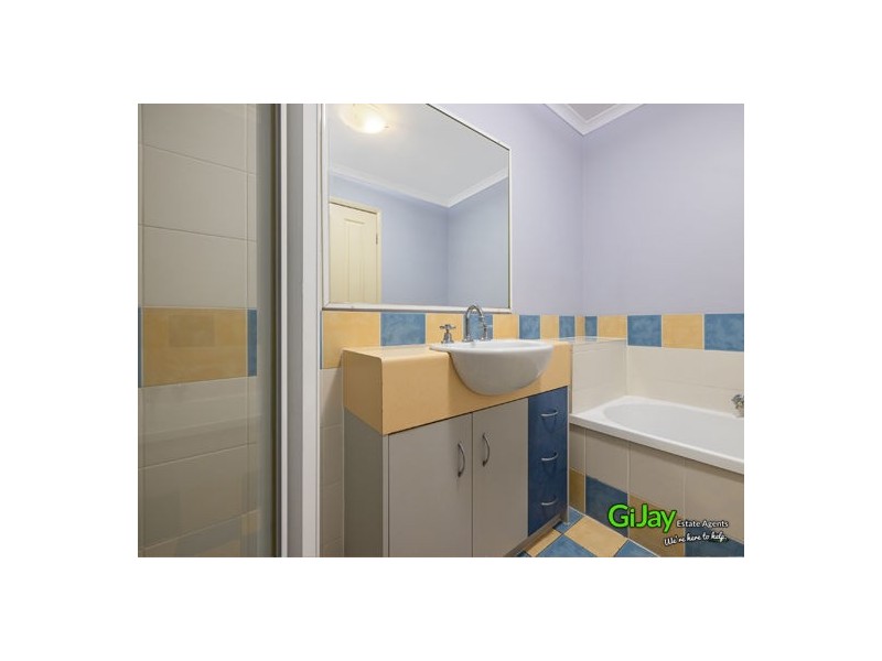 27/215 Creek Road, Mount Gravatt East QLD 4122