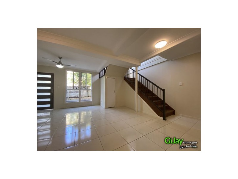 2/13 Willis St, Tarragindi QLD 4121