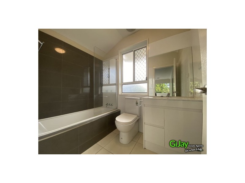 2/13 Willis St, Tarragindi QLD 4121