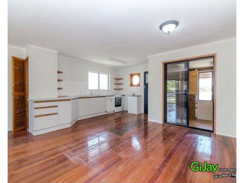 6 Tingi Avenue, Tanah Merah QLD 4128