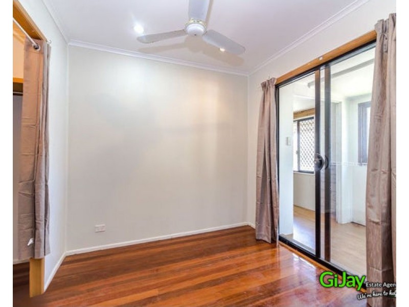 6 Tingi Avenue, Tanah Merah QLD 4128