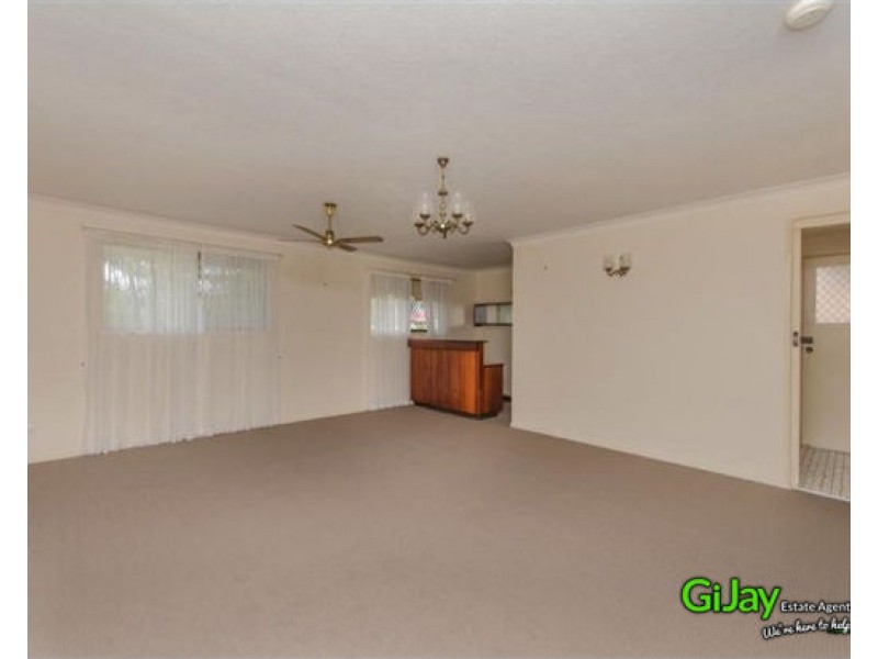 30 Arcadia Drive, Mermaid Waters QLD 4218