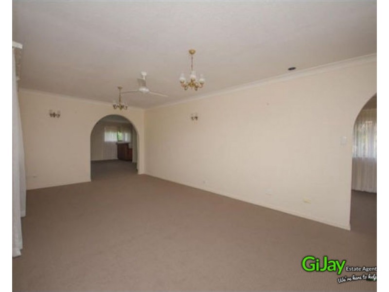 30 Arcadia Drive, Mermaid Waters QLD 4218