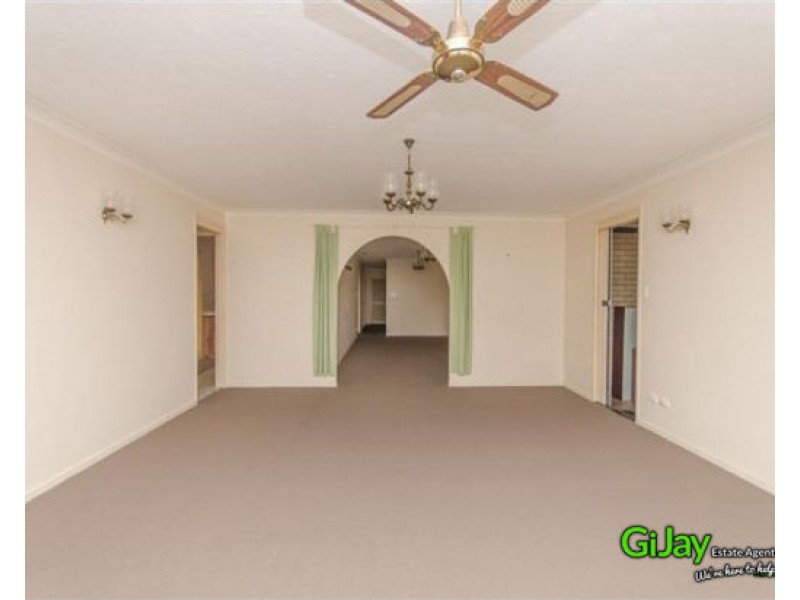 30 Arcadia Drive, Mermaid Waters QLD 4218