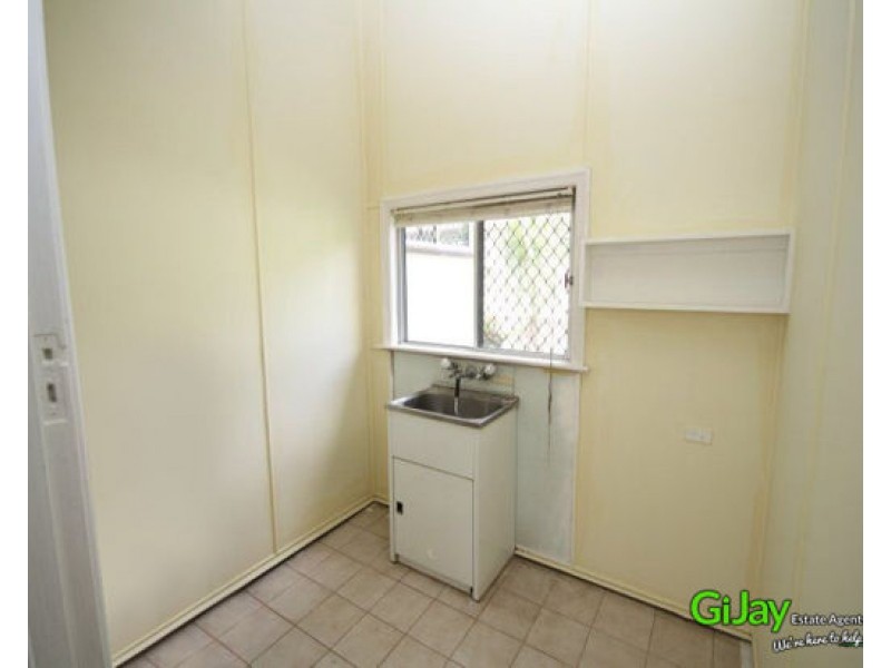 561 Newnham Road, Upper Mount Gravatt QLD 4122