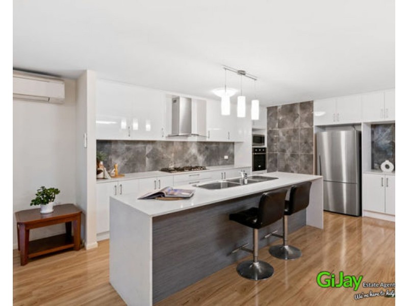 98 Hoff St, Mount Gravatt East QLD 4122