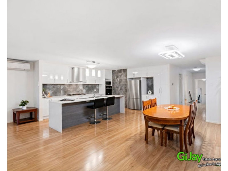 98 Hoff St, Mount Gravatt East QLD 4122