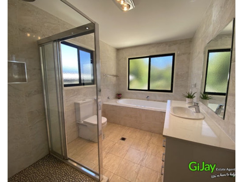 98 Hoff St, Mount Gravatt East QLD 4122