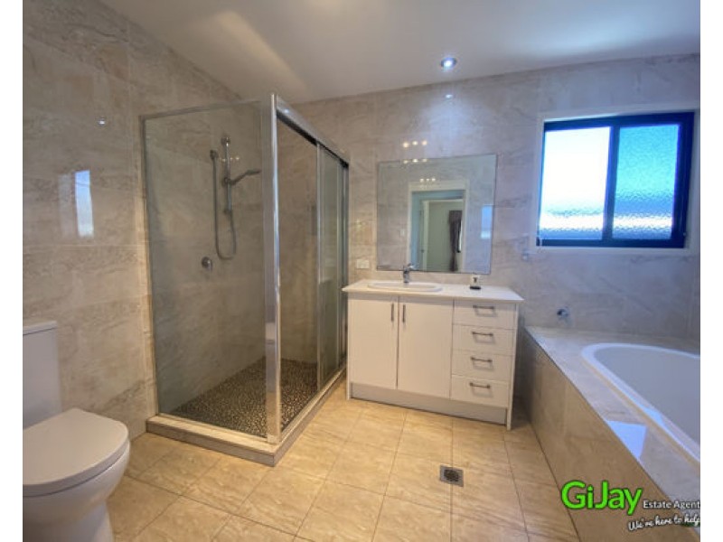 98 Hoff St, Mount Gravatt East QLD 4122