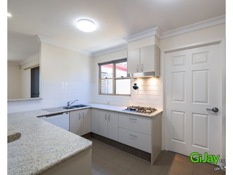25/27 Clarendon Ave, Bethania QLD 4205