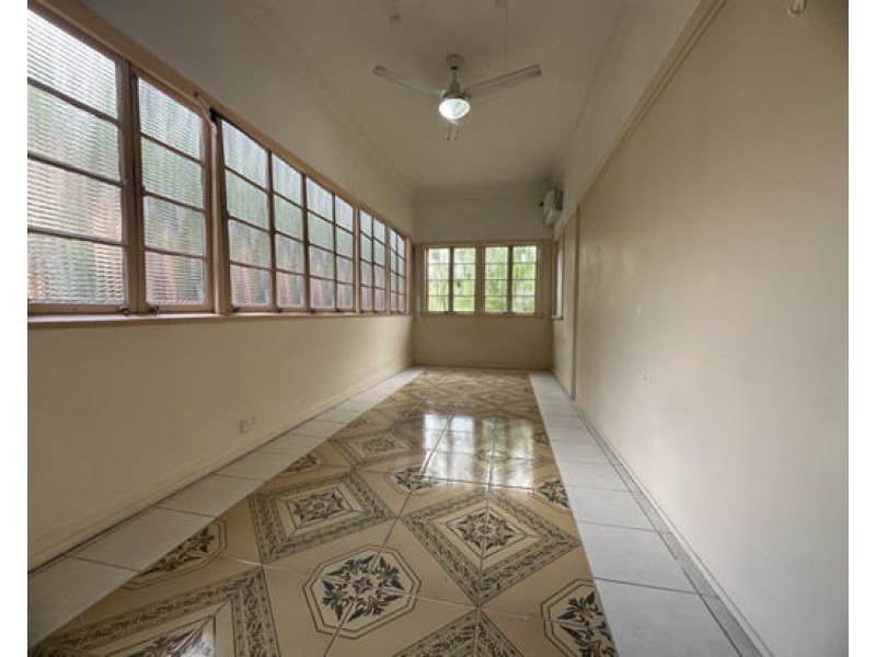 174 Cornwall St, Woolloongabba QLD 4102