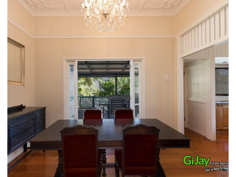 41 Brown Street, Camp Hill QLD 4152