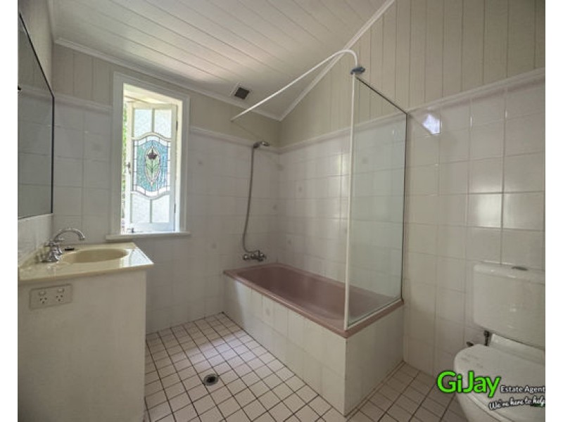 41 Brown Street, Camp Hill QLD 4152