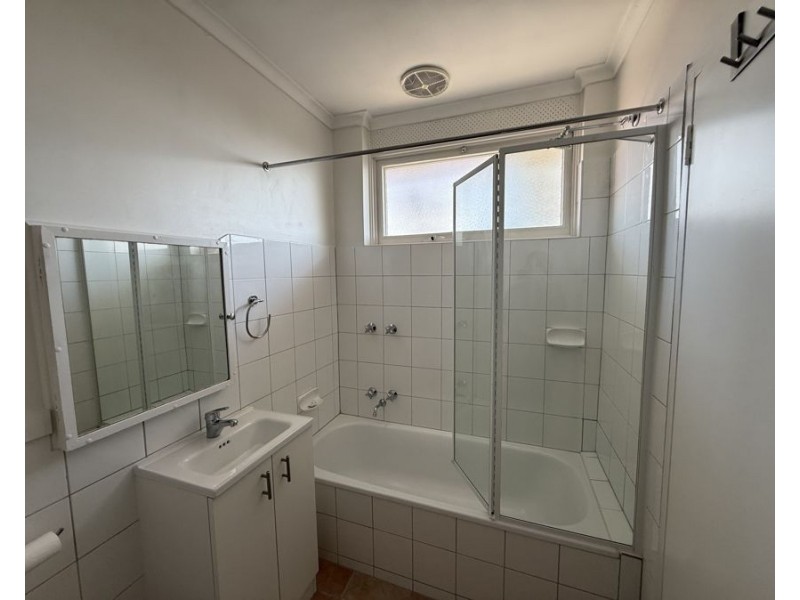 8/305 Albion Street, Brunswick VIC 3056