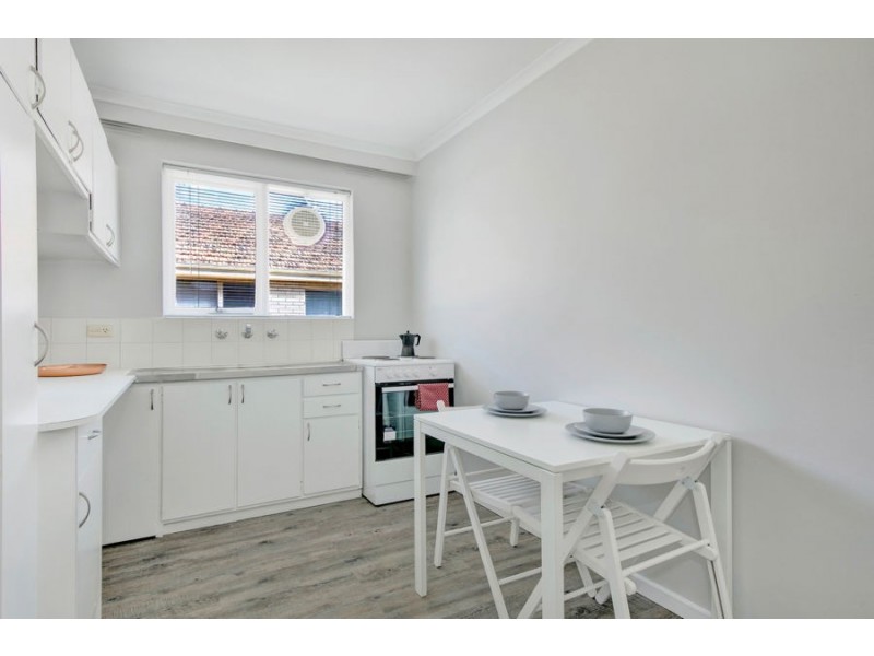 8/12 McColl Court, Brunswick West VIC 3055