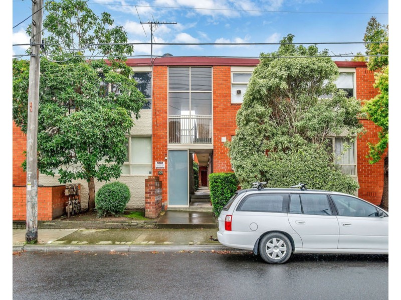 4/305 Albion Street, Brunswick VIC 3056