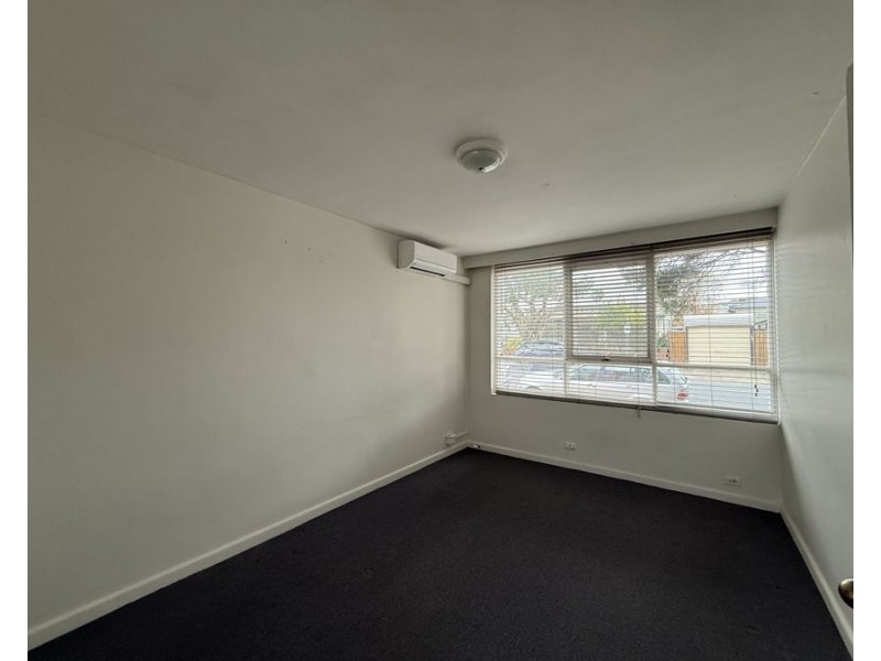 4/305 Albion Street, Brunswick VIC 3056