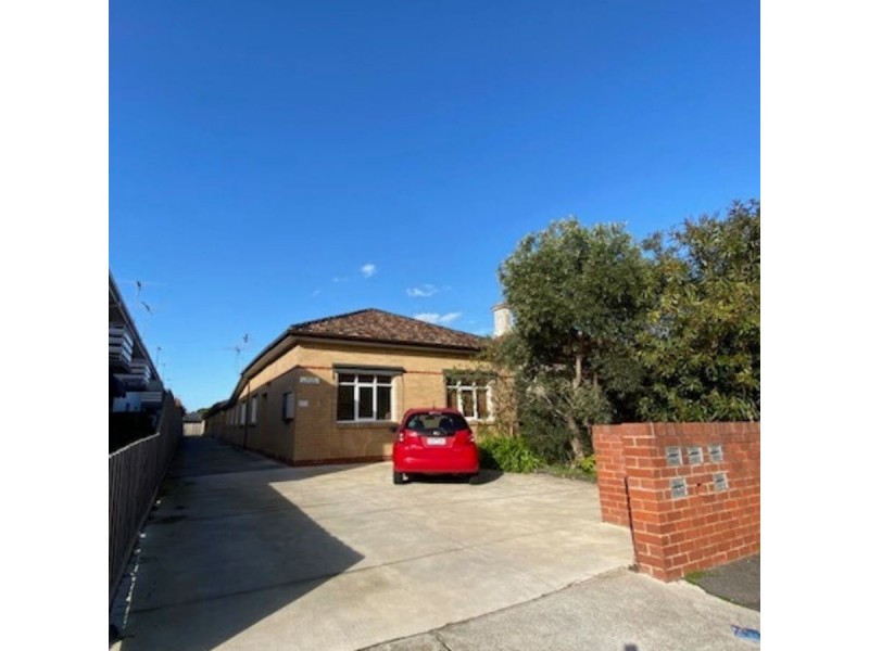 2/64 De Carle Street, Brunswick VIC 3056