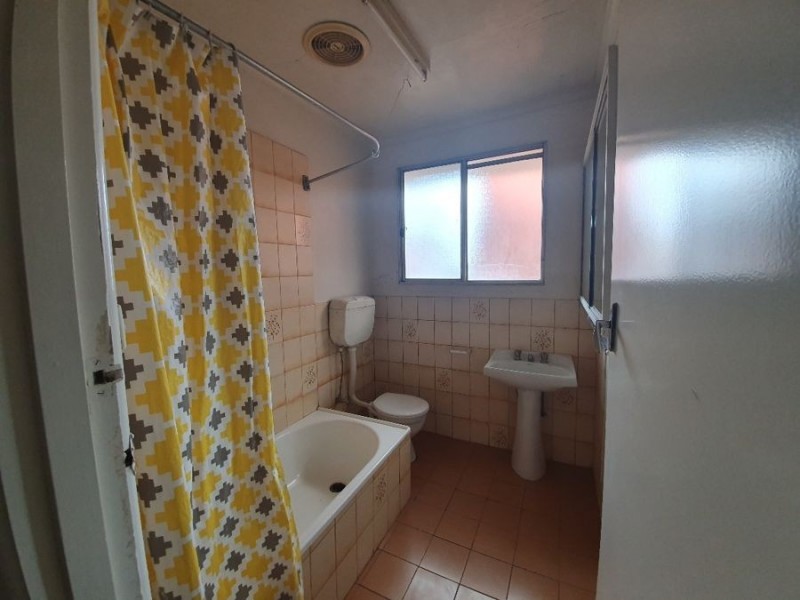 2/64 De Carle Street, Brunswick VIC 3056