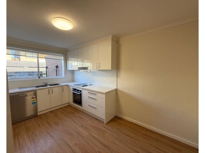 1/17 Saunders Street, Coburg VIC 3058