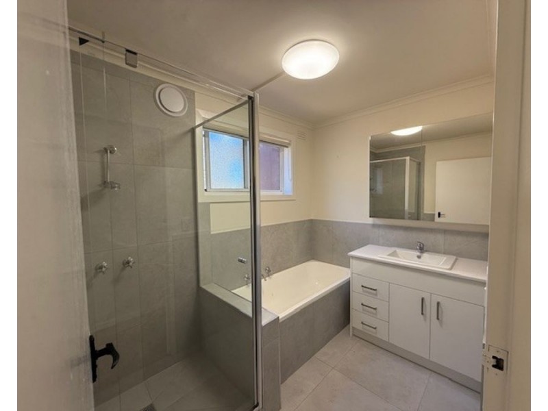 1/17 Saunders Street, Coburg VIC 3058