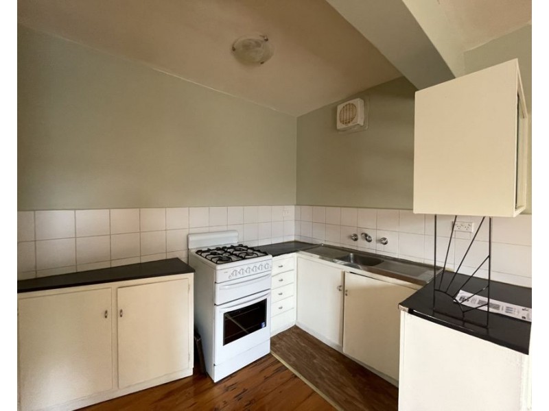 3/13 McCulloch Street, Essendon VIC 3040