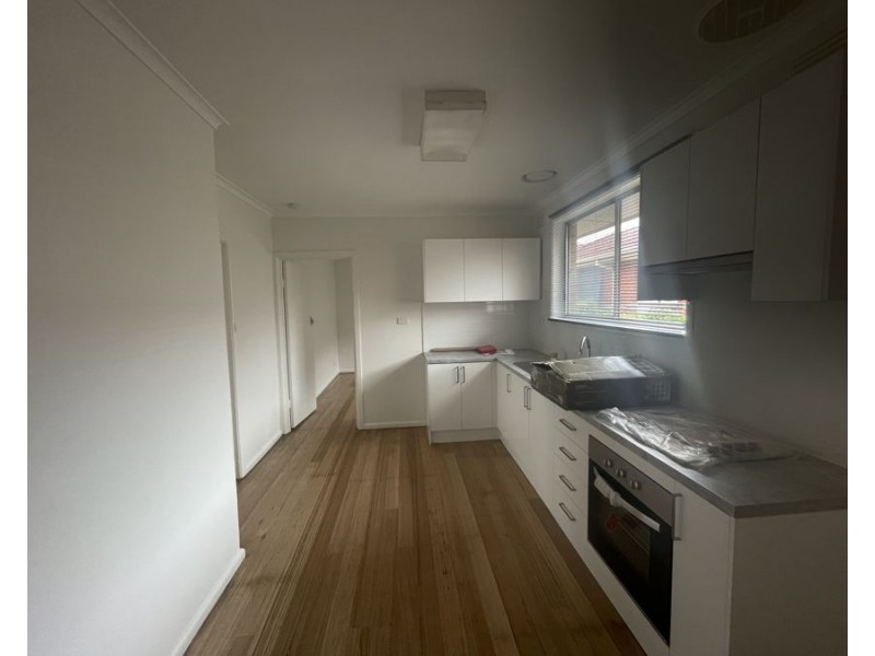 3/64 Decarle Street, Brunswick VIC 3056