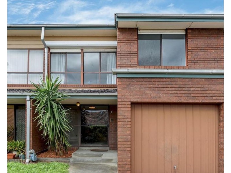 4/17 Cumming Street, Brunswick West VIC 3055