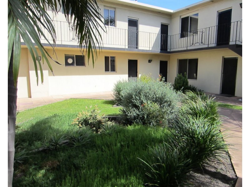 9/76 Heller Street, Brunswick West VIC 3055