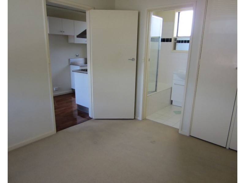 9/76 Heller Street, Brunswick West VIC 3055