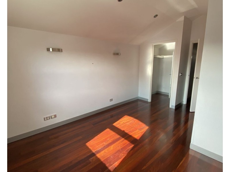 2/138 Albert Street, Brunswick VIC 3056