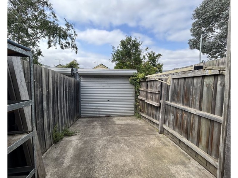 2/138 Albert Street, Brunswick VIC 3056