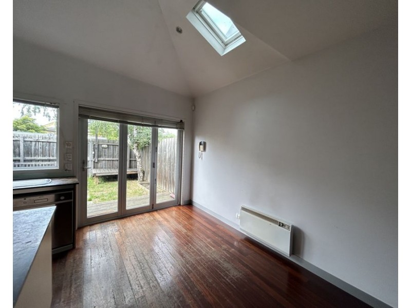 2/138 Albert Street, Brunswick VIC 3056